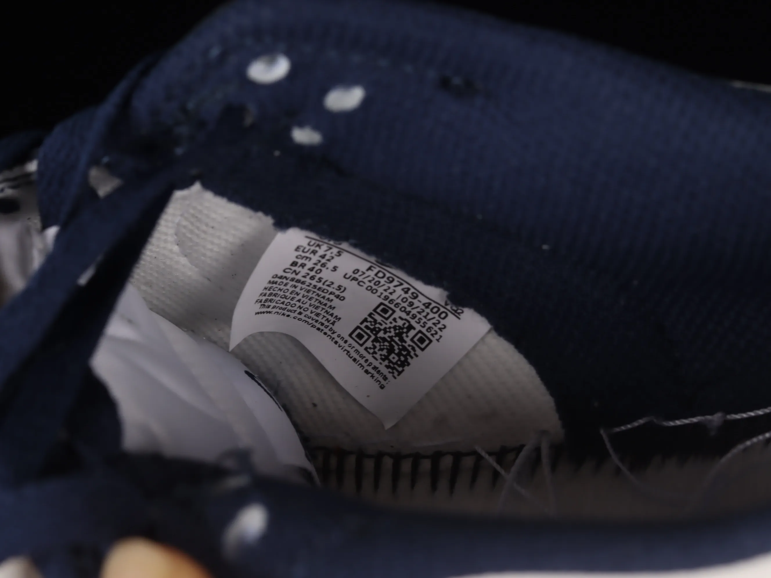 All categories Nk SB Dunk series Nk SB Dunk Low low-top sneakers Nk Dunk Low "Midnight Navy" blue and white SB low-top sports and leisure sneakers FD9749-400